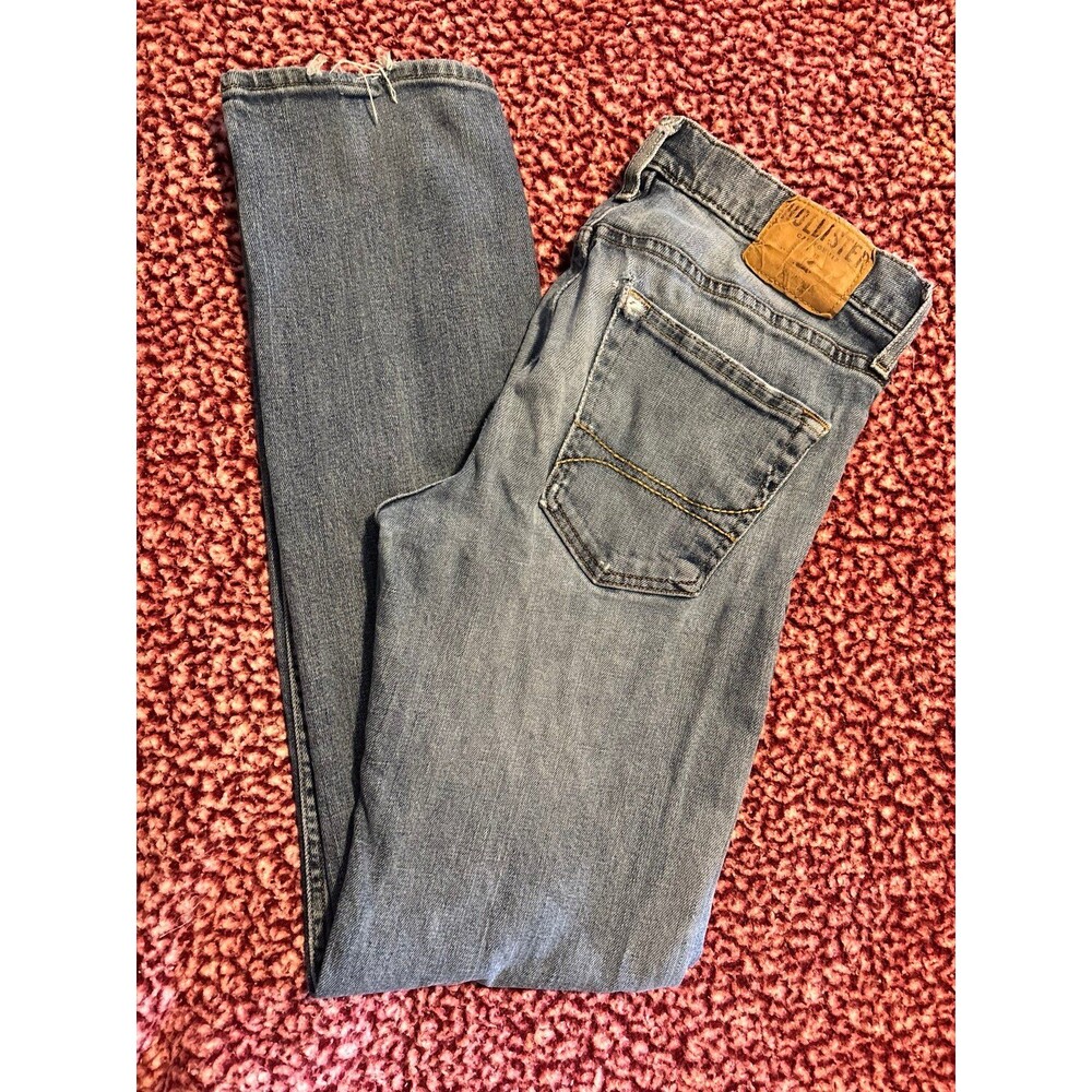 Hollister Men's Slim Straight Jeans 31x34 Ripped Destroyed Knees Medium Wash